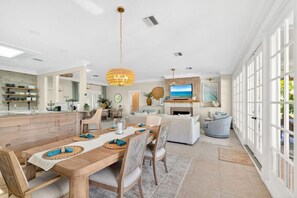 Family House, Patio, Canal View | Living area