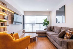 TV - Geko l Astounding 2BR w/ Parking in Miraflores (Miraflores)