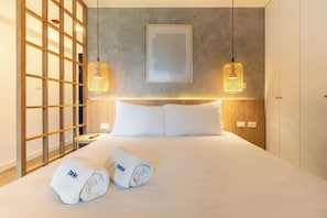 Bügeleisen/Bügelbrett, Reisekinderbett, WLAN, Bettwäsche
