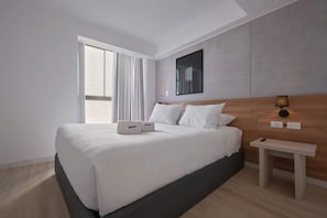 Bügeleisen/Bügelbrett, Reisekinderbett, WLAN, Bettwäsche