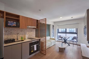 Coffee/tea maker, fridge, microwave, stovetop - Geko | Intimate 1BR Retreat in Miraflores w/ Pool (Miraflores)