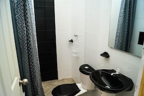 Bathroom - I Wanna Palomino (Palomino)