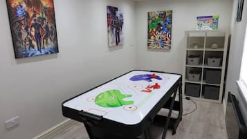 Bungalow, 1 Bedroom, Fireplace | Game room