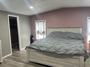 3 Schlafzimmer, Bügeleisen/Bügelbrett, WLAN, Bettwäsche