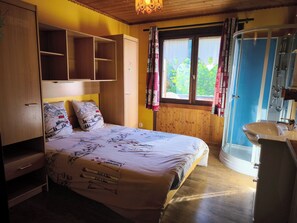 2 dormitorios, wifi gratis, ropa de cama