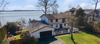 Resort style house on the river with dock,Fishing, boating, salt water pool!