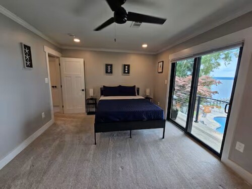 Resort style house on the river with dock,Fishing, boating, salt water pool!