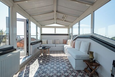 Central Spacious House with a Private Terrace in Sultanahmet