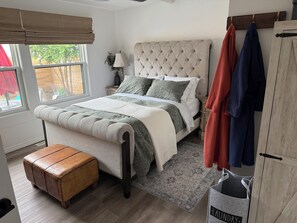 3 Schlafzimmer, Zimmersafe, Schreibtisch, Bügeleisen/Bügelbrett