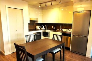 Private kitchen - Downtown Vancouver- Close to BC Place - Sleep 6 (Vancouver)