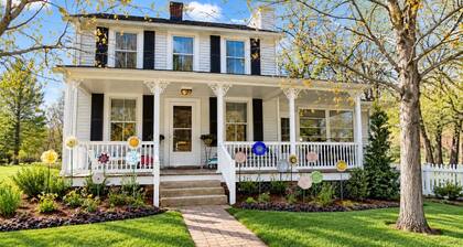 The Historic Colombia Manor, Near Washington DC, w/lots of comfort/elegancy
