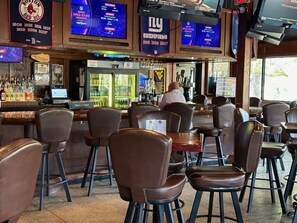Bar (in der Unterkunft)