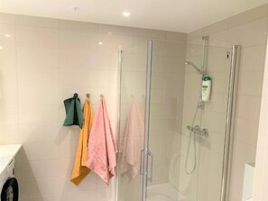 Apartment, 1 Bedroom | Bathroom - Scandpoint Apartments Oslo ski in ski out all Year in Snooslo With Free Parking (Lorenskog)