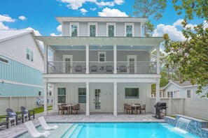 Outdoor pool - Starfish ! New. Pool. Beach. Golf Cart. Sleeps 26! (Santa Rosa Beach)