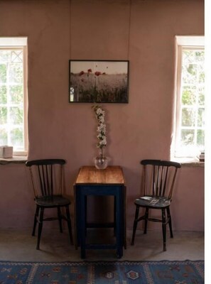 Dining - Cozy vacation home in sunny southern Gotland with a large garden, sauna, and much more. (Burgsvik)