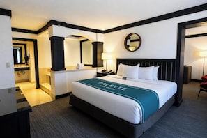 Suite, 1 King Bed | In-room safe, free WiFi, bed sheets