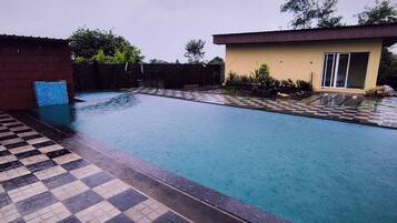 Family Room, Balcony, Hill View | Pool