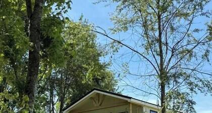 The Cabins at Brookhaven - The Nest