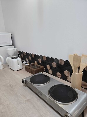 Kaffee und/oder Kaffeemaschine