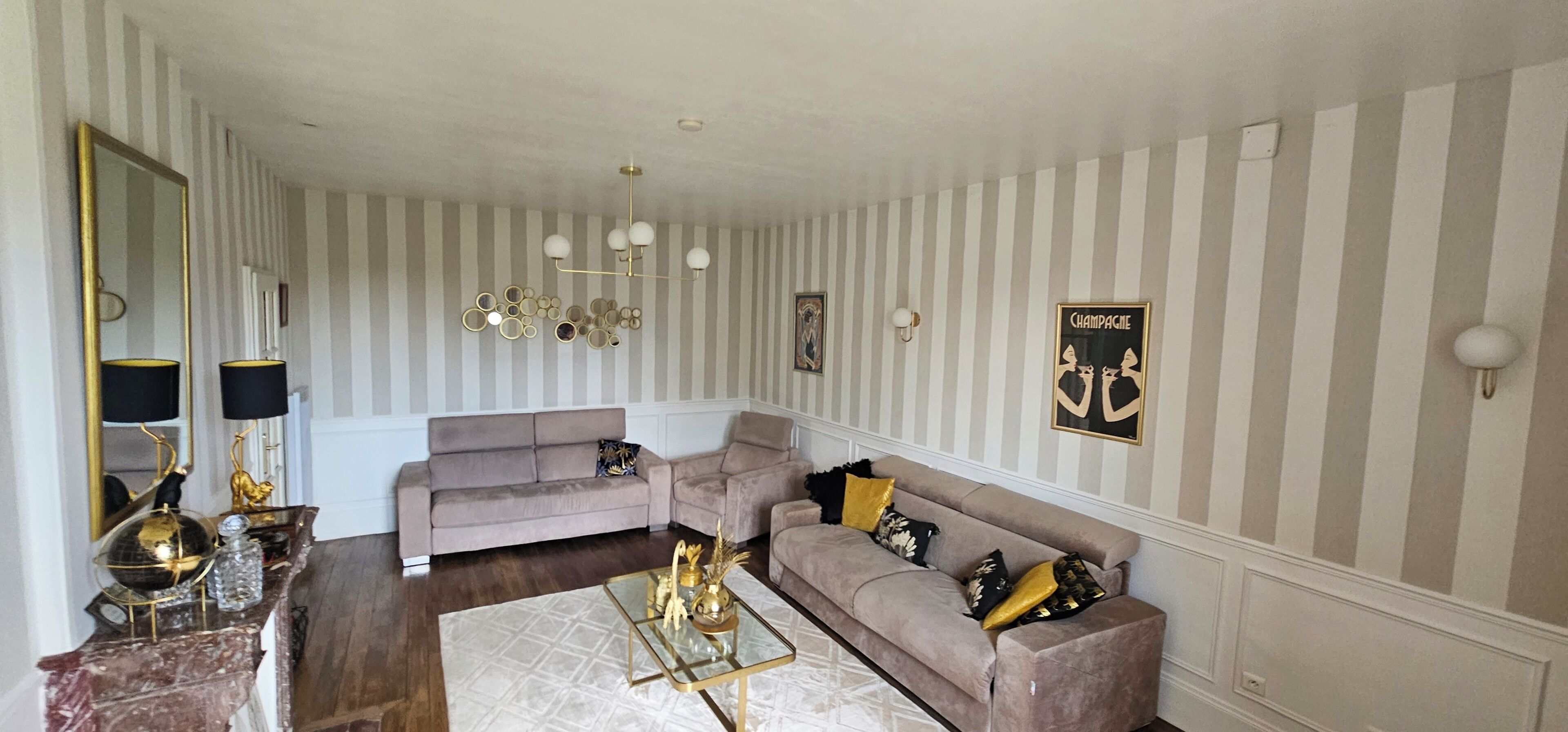 Quaint 3-bedroom House In Charming Brasles Perfect For Relaxing - Château-Thierry