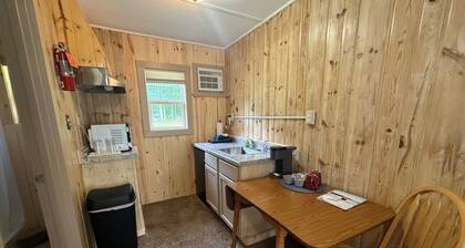 Cozy Gull Lake Getaway