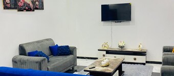 Maison 3 chambres- salon + garage