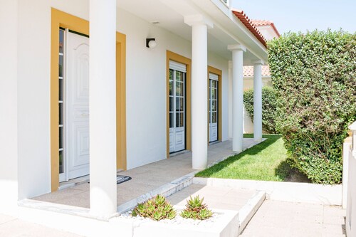 Maison du Bonheur, Garden Peace