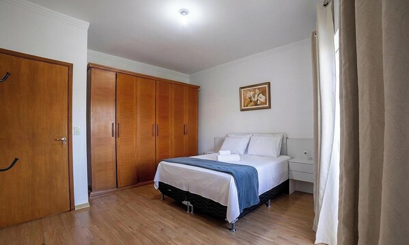 Apartament bàsic | 3 dormitoris i wifi gratuïta 
