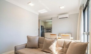 Living area - Air-conditioned Apartment in Canasvieiras Rcq0205 (Florianópolis)
