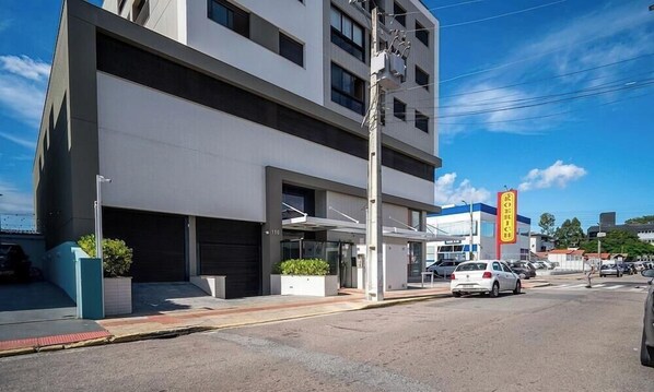 Exterior - Air-conditioned Apartment in Canasvieiras Rcq0205 (Florianópolis)