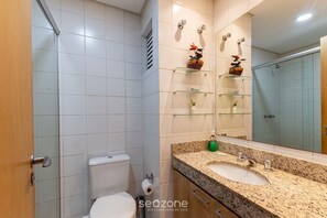 Basic Studio | Bathroom - Studio in Condo. w/ Pool in Downtown Nwc1007 (Curitiba)