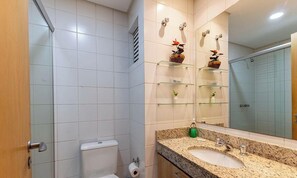 Estudio básico | Baño