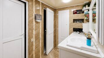 Free toiletries, hair dryer, towels, soap