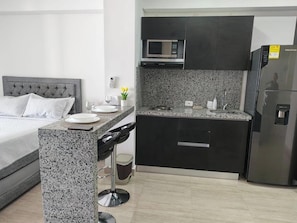 Comfort-Studio, Balkon, Seeblick | Eigene Küche