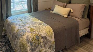 1 bedroom, WiFi (free), bed sheets