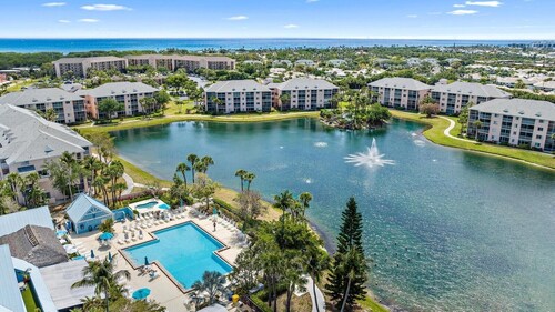 The Little Sea-cret in Jupiter Bay, Walk To Beach And Dining