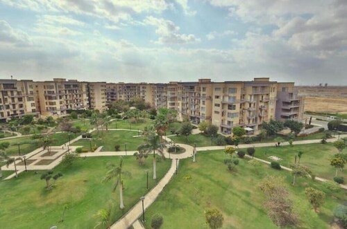 Luxury Hotel Apartment /MadinatyView