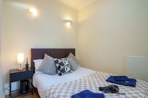 1 Schlafzimmer, Bügeleisen/Bügelbrett, WLAN
