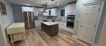 3-Bedroom Retreat Near‑the‑Square