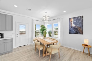 Dining - Canalfront Home | Hot Tub | Fishing | Sleeps 8 (Rockport)