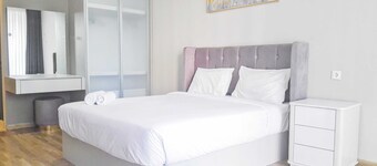 Comfortable Studio Room At Apartment Tamansari Skylounge Balikpapan