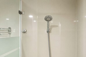 Standard-studio | Kylpyhuone