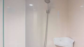 Standard Studio | Bathroom