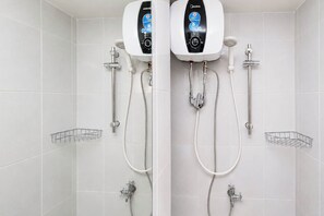 Standard Studio | Bathroom - Warm Stylish Studio Apartment Tokyo Riverside Pik 2 (Jakarta)