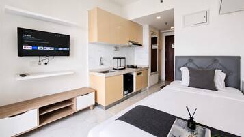 Standard Studio