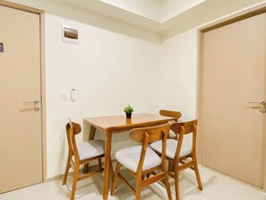 Standard-Apartment | Esszimmer