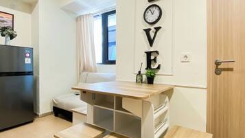 Standard Apartment | Dining room