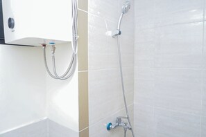 Standard-Apartment | Badezimmer