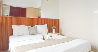 Comfortable Minimalist Studio Room At Apartment Royal Sentul Park