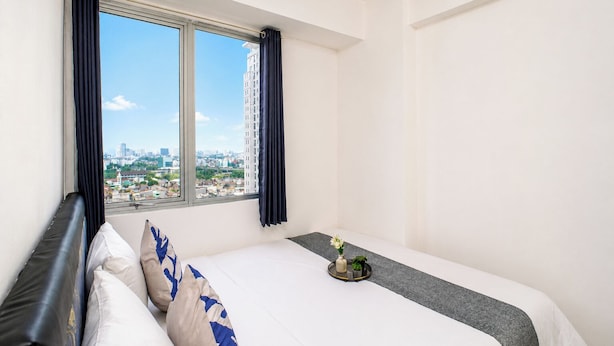 Standard Apartment - Homey 2Br With Modern Interior At Apartment Bassura City (Jakarta)